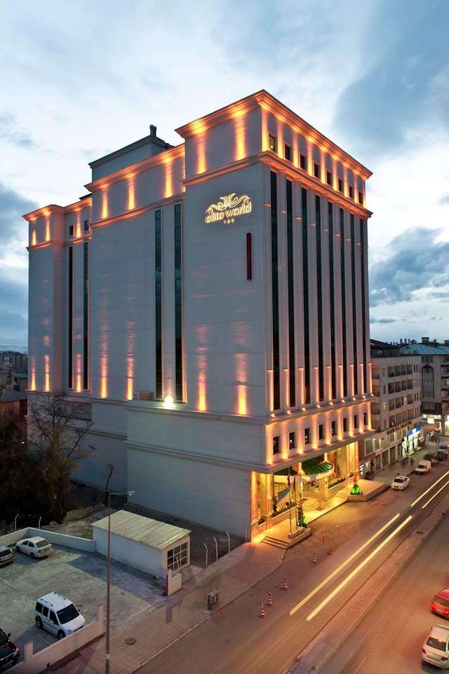 Elite World Hotel Van — Edessa Asansör projesi